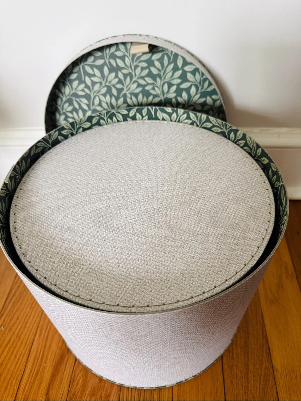 Round storage boxes, set of 2